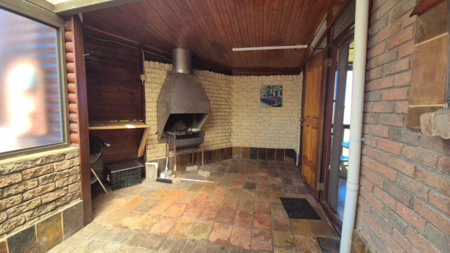To Let 2 Bedroom Property for Rent in Dana Bay Western Cape